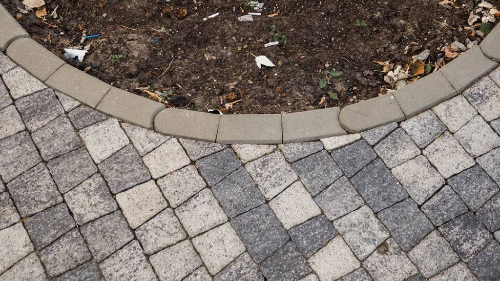 Диагональная укладка тротуарной плитки porevit (1).jpg