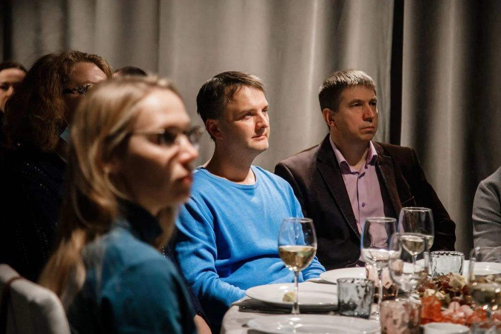 044_2021-11-26_-37-09_khrulev.jpg 044_2021-11-26_-37-09_khrulev.jpg