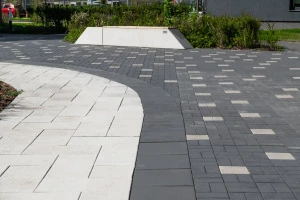 Купите квадратную тротуарную плитку от производителя «Поревит»